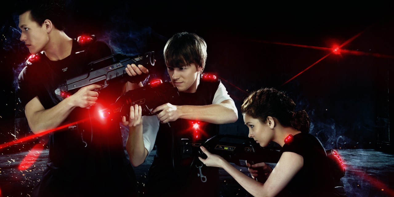 Laser games Praha jsou tu pro všechny – tak hurá do arény!