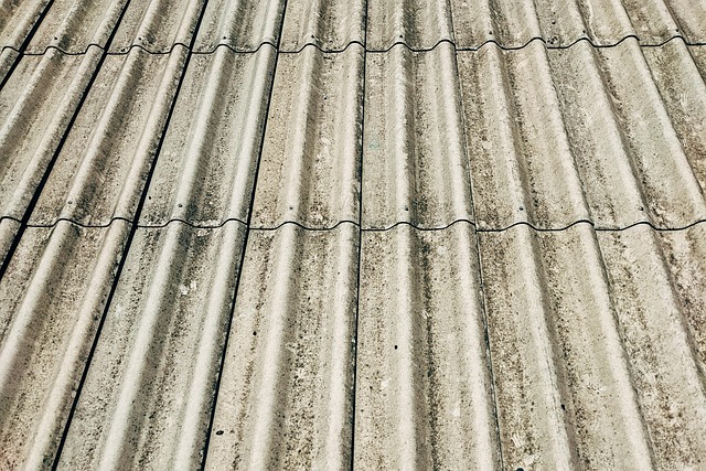 Potřebujete odstranit eternit?